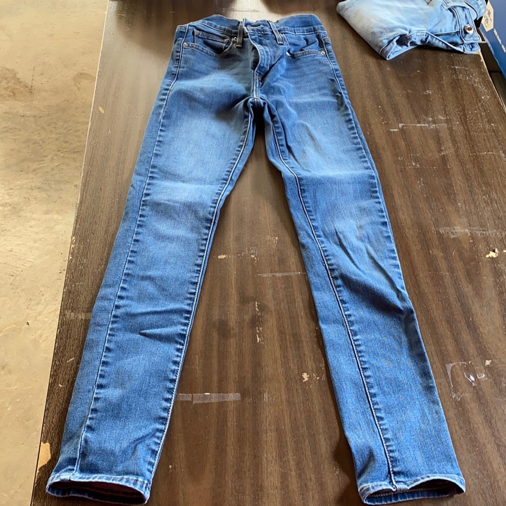Skinny jeans
